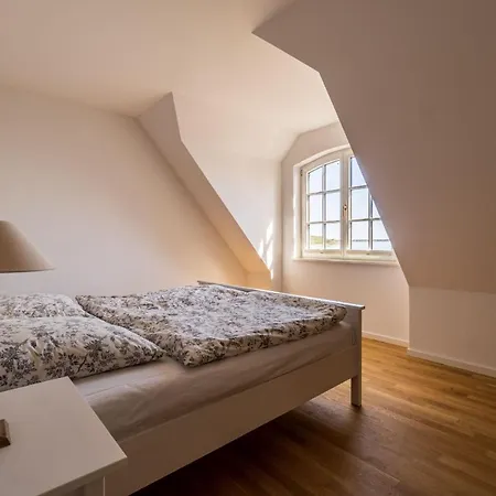 Holiday home Ferienhaus-ankerplatz-in-alt-reddewitz-auf-ruegen Alt Reddevitz
